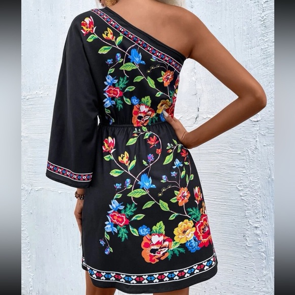 Boho Floral Tropical Print One Shoulder Dress - Picture 2 of 6